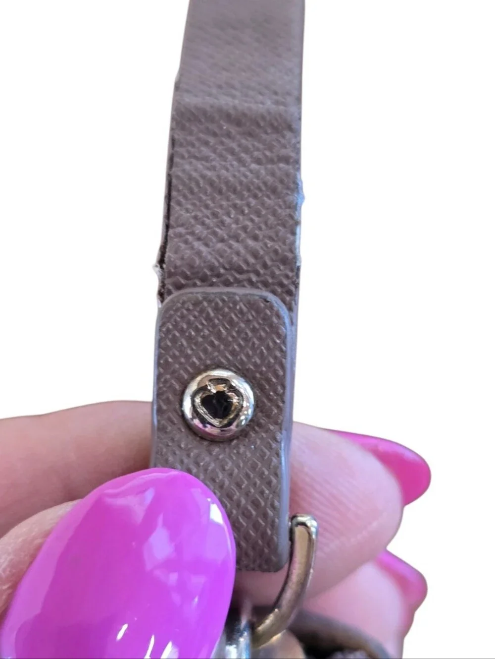 Kate Spade New York Laurel Way Nede Taupe Leather Zip Around Wallet